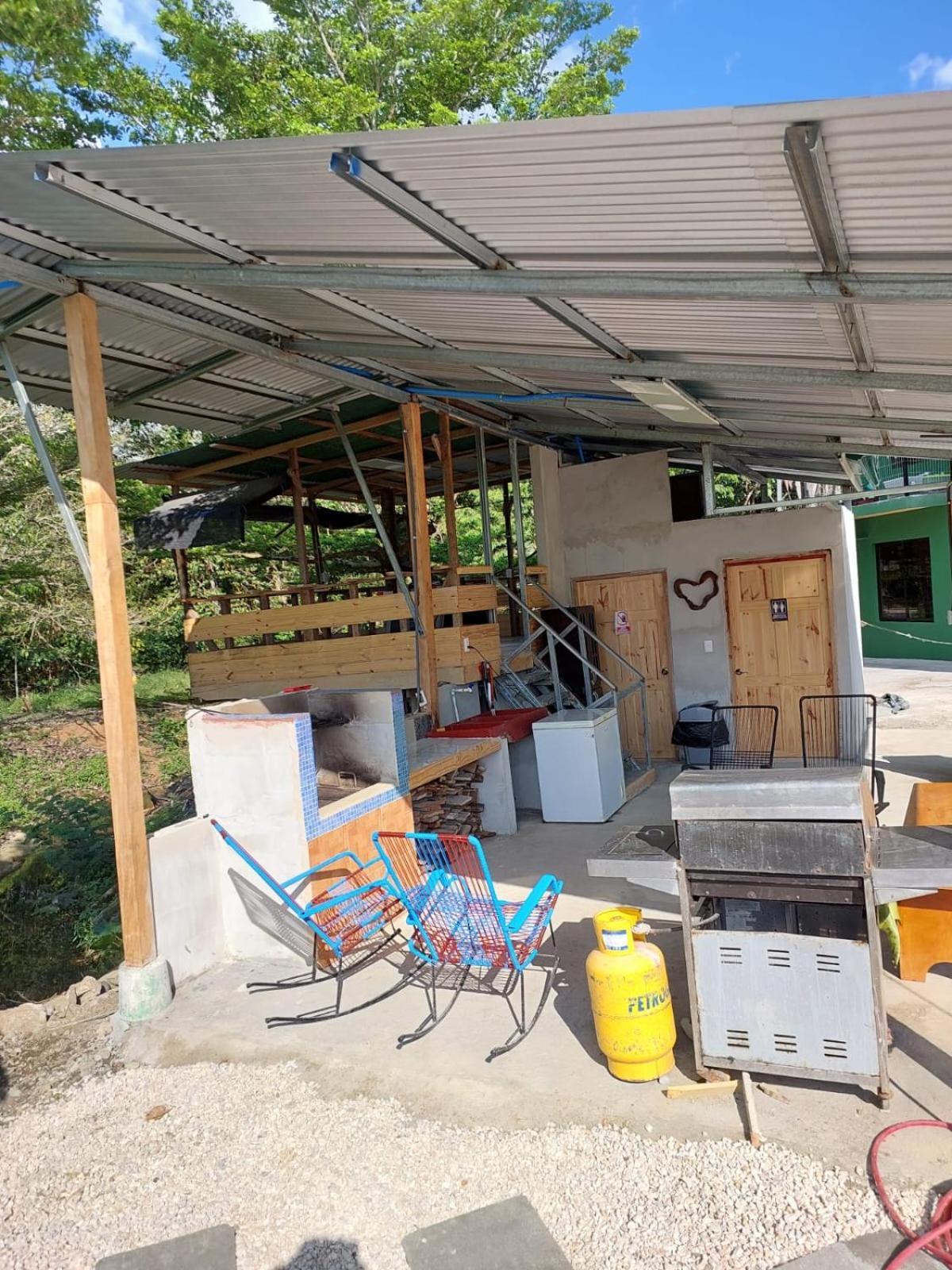 Residencia Las Brisas Griegas Quepos Exterior foto